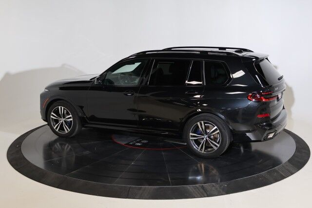 2024 BMW X7 xDrive40i, Dynamic Handling / Park Assist , Harmon Kardon Franklin TN