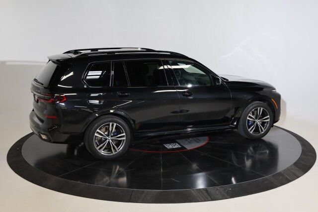 2024 BMW X7 xDrive40i, Dynamic Handling / Park Assist , Harmon Kardon Franklin TN