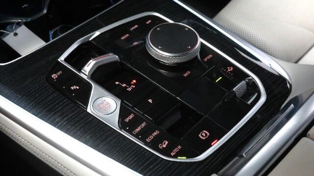 2024 BMW X7 xDrive40i, Dynamic Handling / Park Assist , Harmon Kardon Franklin TN