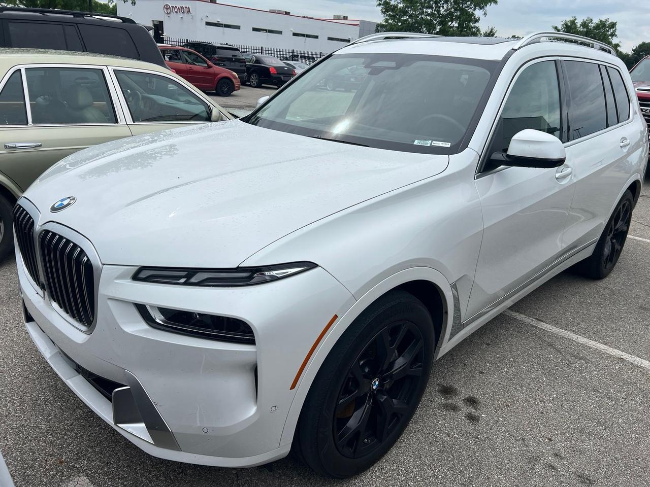 2024 BMW X7 xDrive40i's photo