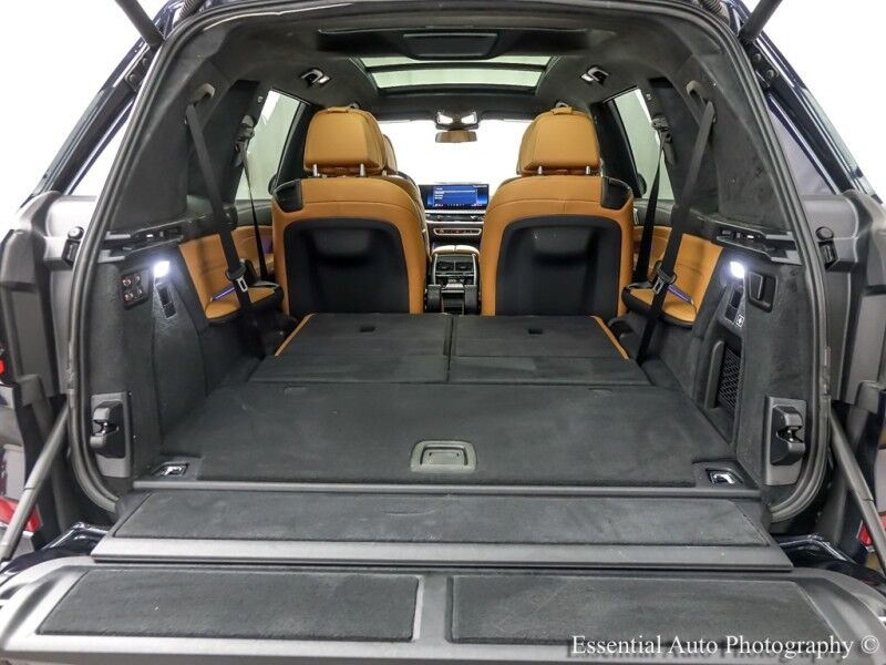 2024 BMW X7 xDrive40i MSPORT Willowbrook IL