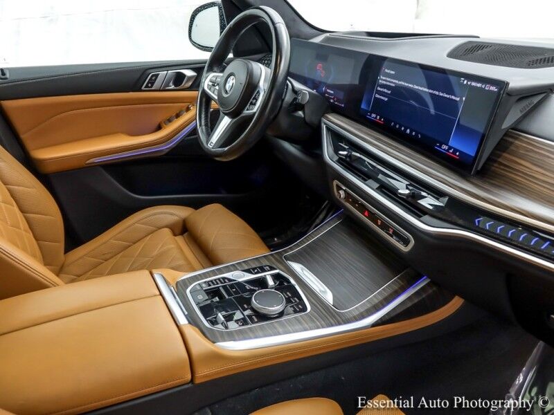 2024 BMW X7 xDrive40i MSPORT Willowbrook IL