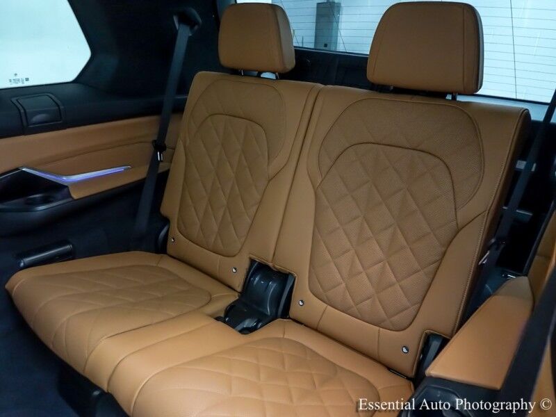 2024 BMW X7 xDrive40i MSPORT Willowbrook IL