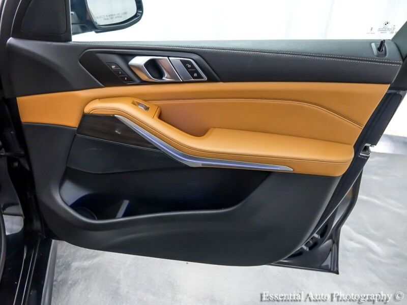 2024 BMW X7 xDrive40i MSPORT Willowbrook IL