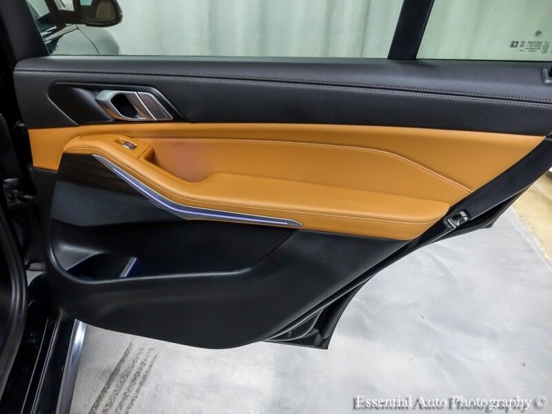 2024 BMW X7 xDrive40i MSPORT Willowbrook IL