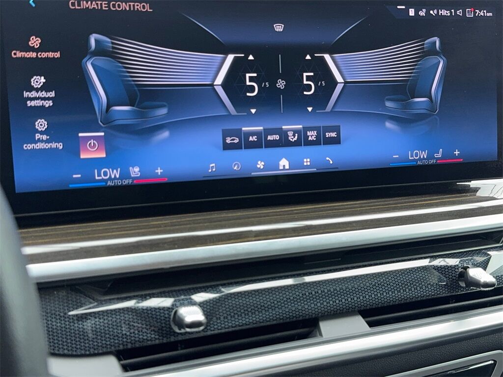 2024 BMW X7 xDrive40i NAV,CAM,PANO,CLMT STS,HEADS UP,3RD ROW Plano TX
