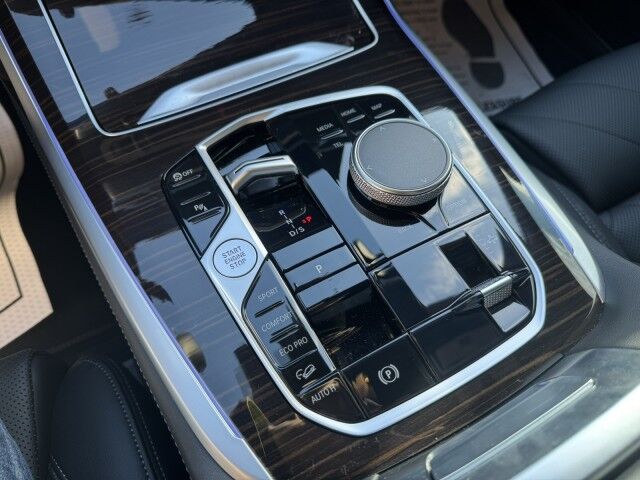 2024 BMW X7 xDrive40i North Versailles PA