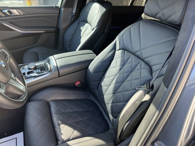 2024 BMW X7 xDrive40i North Versailles PA