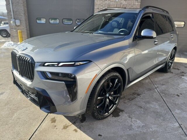 2024 BMW X7 xDrive40i North Versailles PA