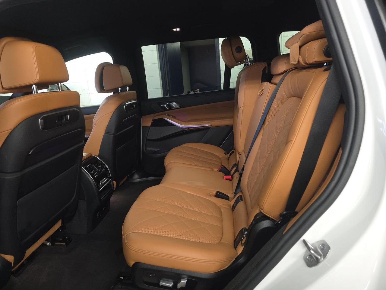 2024 BMW X7 xDrive40i Soft Close Doors Parking Assistant Portland OR