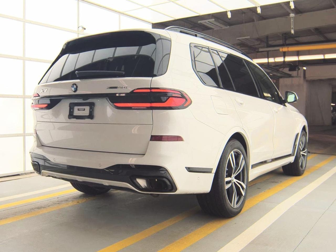 2024 BMW X7 xDrive40i Soft Close Doors Parking Assistant Portland OR