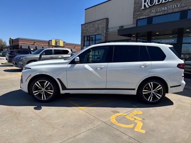 2024 BMW X7 xDrive40i