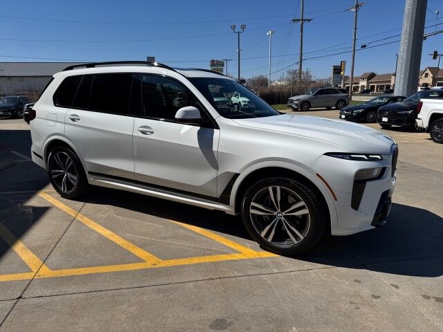 2024 BMW X7 xDrive40i Springfield IL