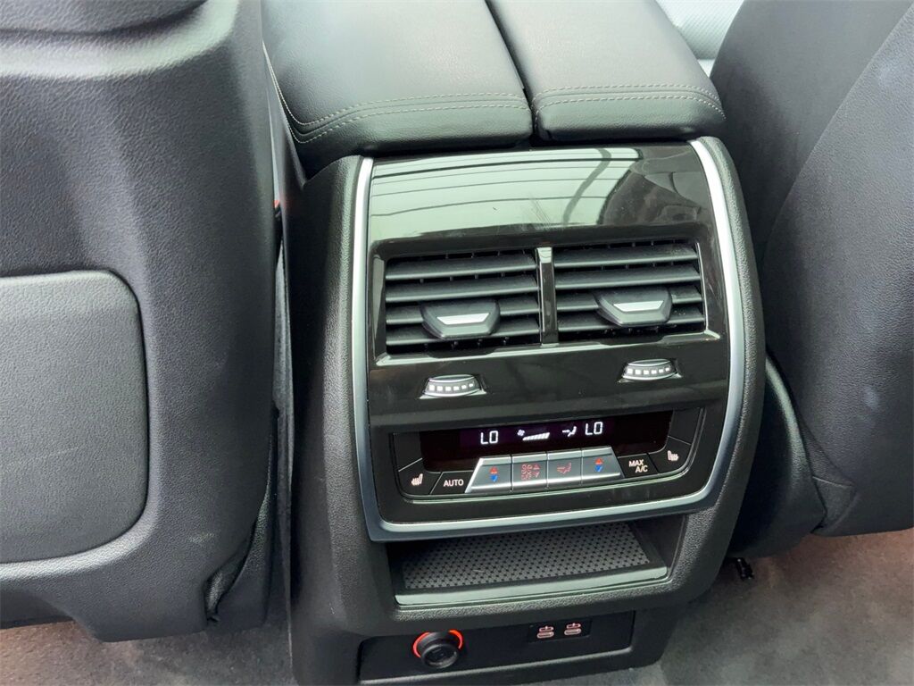 2024 BMW X7 xDrive40i X LINE,NAV,CAM,PANO,CLMT STS,HEADS UP,3R Plano TX