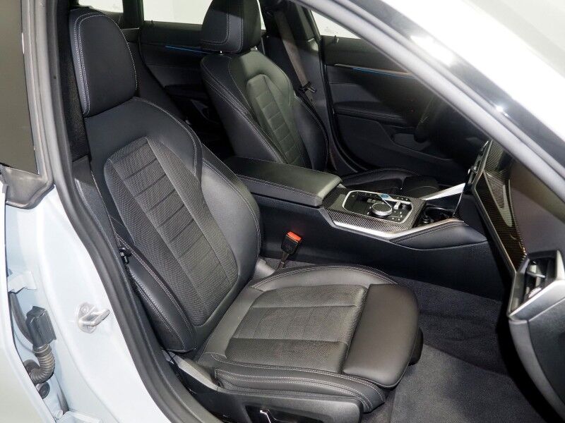 2024 BMW i4 M50 Gran Coupe AWD *DRIVING ASSIST PRO, HEADS-UP DISPLAY, NAVIGATION, SAFETY ALERTS, ADAPTIVE CRUISE, 360 CAMERAS, MOONROOF, LEATHER, CLIMATE SEATS, HEATED STEERING, ICON ADAPTIVE HEADLIGHTS, WIRELESS CHARGING, ANDROID & APPLE