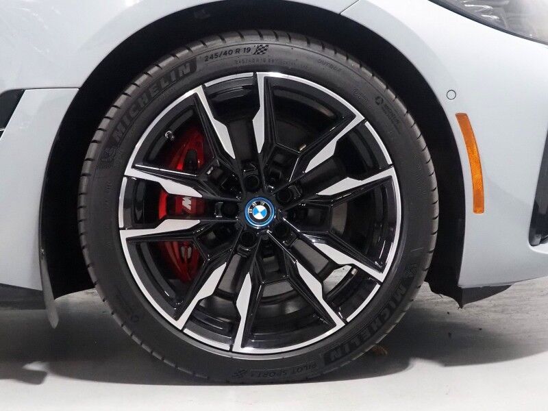 2024 BMW i4 M50 Gran Coupe AWD *HEADS-UP DISPLAY, NAVIGATION, SAFETY ALERTS, ADAPTIVE CRUISE, 360 CAMERAS, MOONROOF, LEATHER, CLIMATE SEATS, HEATED STEERING, WIRELESS CHARGING, HARMAN/KARDON, ANDROID & APPLE Round Rock TX
