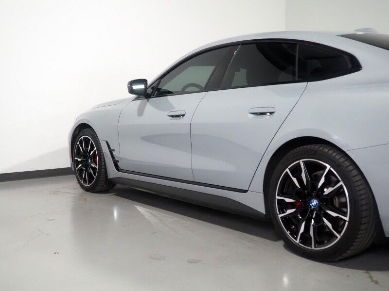 2024 BMW i4 M50 Gran Coupe AWD *HEADS-UP DISPLAY, NAVIGATION, SAFETY ALERTS, ADAPTIVE CRUISE, 360 CAMERAS, MOONROOF, LEATHER, CLIMATE SEATS, HEATED STEERING, WIRELESS CHARGING, HARMAN/KARDON, ANDROID & APPLE Round Rock TX