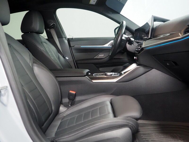 2024 BMW i4 M50 Gran Coupe AWD *HEADS-UP DISPLAY, NAVIGATION, SAFETY ALERTS, ADAPTIVE CRUISE, 360 CAMERAS, MOONROOF, LEATHER, CLIMATE SEATS, HEATED STEERING, WIRELESS CHARGING, HARMAN/KARDON, ANDROID & APPLE Round Rock TX