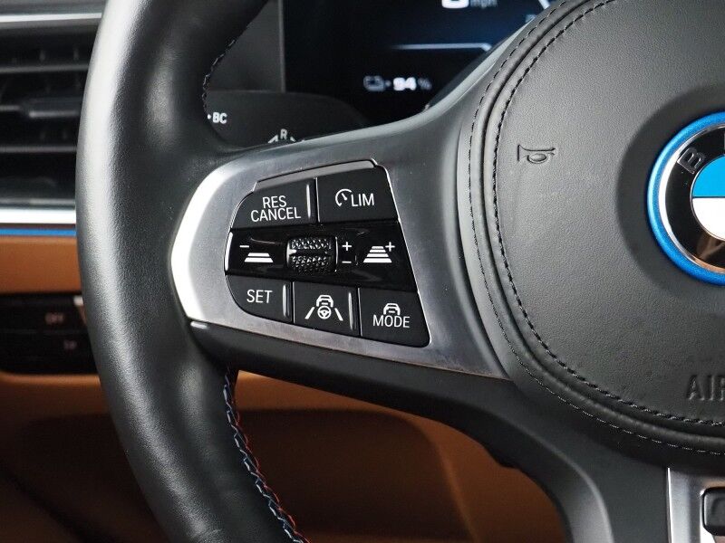 2024 BMW i4 M50 Gran Coupe AWD *HEADS-UP DISPLAY, NAVIGATION, SAFETY ALERTS, ADAPTIVE CRUISE, 360 CAMERAS, MOONROOF, LEATHER, HEATED SEATS/STEERING, WIRELESS CHARGING, HARMAN/KARDON, ANDROID & APPLE Round Rock TX