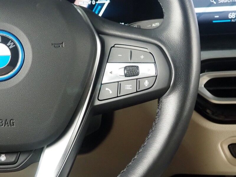 2024 BMW i4 eDrive35 Gran Coupe *DRIVING ASSIST PRO, HEADS-UP DISPLAY, NAVIGATION, CURVED DISPLAY, ADAPTIVE CRUISE, SAFETY ALERTS, 360 VIEW CAMERAS, LEATHER, MOONROOF, HEATED SEATS/STEERING, ICONIC SOUNDS, HARMAN/KARDON, WIRELESS CHARGING, ANDROID & APPLE Round Rock TX
