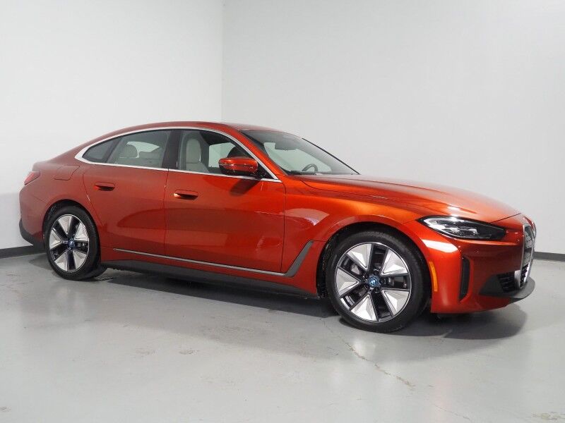 2024 BMW i4 eDrive35 Gran Coupe *DRIVING ASSIST PRO, HEADS-UP DISPLAY, NAVIGATION, CURVED DISPLAY, ADAPTIVE CRUISE, SAFETY ALERTS, 360 VIEW CAMERAS, LEATHER, MOONROOF, HEATED SEATS/STEERING, ICONIC SOUNDS, HARMAN/KARDON, WIRELESS CHARGING, ANDROID & APPLE