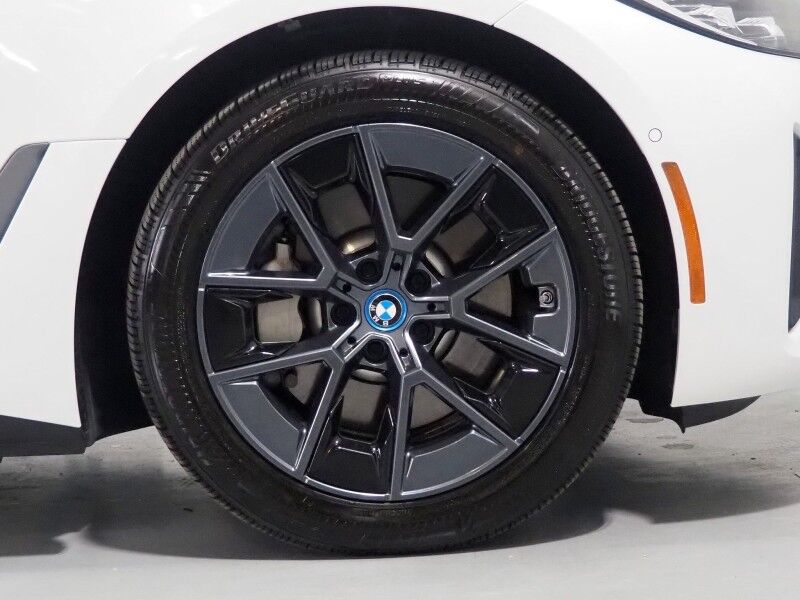 2024 BMW i4 eDrive35 Gran Coupe *DRIVING ASSIST PRO, HEADS-UP DISPLAY, NAVIGATION, CURVED DISPLAY, ADAPTIVE CRUISE, SAFETY ALERTS, 360 VIEW CAMERAS, MOONROOF, HEATED SEATS/STEERING, ICONIC SOUNDS, HARMAN/KARDON, WIRELESS CHARGING, ANDROID & APPLE Round Rock TX