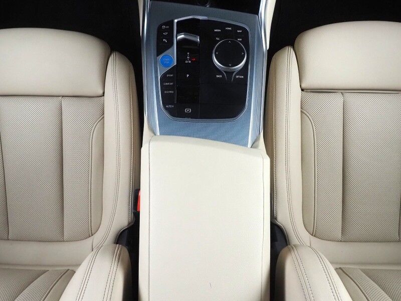 2024 BMW i4 eDrive35 Gran Coupe *DRIVING ASSIST PRO, HEADS-UP DISPLAY, NAVIGATION, CURVED DISPLAY, ADAPTIVE CRUISE, SAFETY ALERTS, 360 VIEW CAMERAS, MOONROOF, HEATED SEATS/STEERING, ICONIC SOUNDS, HARMAN/KARDON, WIRELESS CHARGING, ANDROID & APPLE Round Rock TX