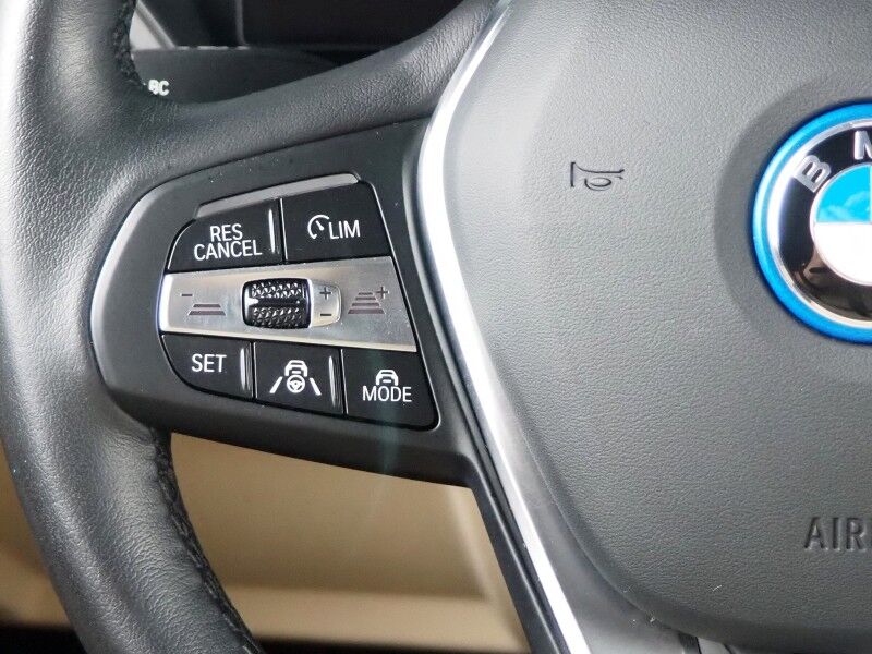 2024 BMW i4 eDrive35 Gran Coupe *DRIVING ASSIST PRO, HEADS-UP DISPLAY, NAVIGATION, CURVED DISPLAY, ADAPTIVE CRUISE, SAFETY ALERTS, 360 VIEW CAMERAS, MOONROOF, HEATED SEATS/STEERING, ICONIC SOUNDS, HARMAN/KARDON, WIRELESS CHARGING, ANDROID & APPLE Round Rock TX
