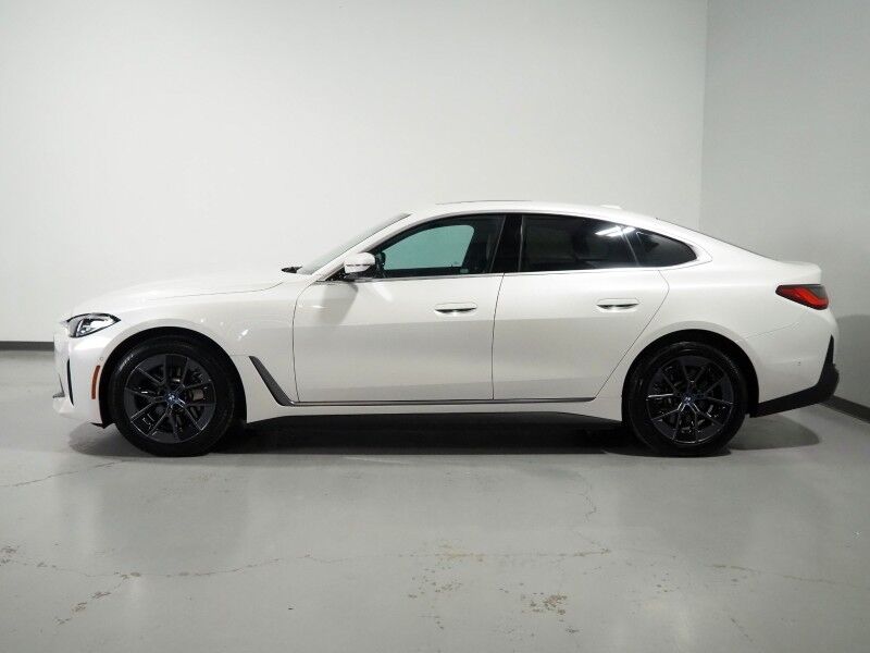 2024 BMW i4 eDrive35 Gran Coupe *DRIVING ASSIST PRO, HEADS-UP DISPLAY, NAVIGATION, CURVED DISPLAY, ADAPTIVE CRUISE, SAFETY ALERTS, 360 VIEW CAMERAS, MOONROOF, HEATED SEATS/STEERING, ICONIC SOUNDS, HARMAN/KARDON, WIRELESS CHARGING, ANDROID & APPLE Round Rock TX