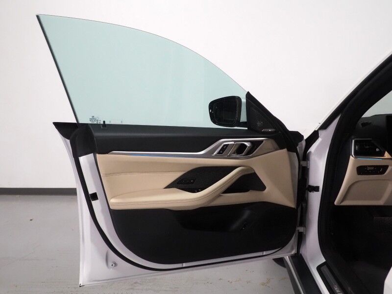 2024 BMW i4 eDrive35 Gran Coupe *DRIVING ASSIST PRO, HEADS-UP DISPLAY, NAVIGATION, CURVED DISPLAY, ADAPTIVE CRUISE, SAFETY ALERTS, 360 VIEW CAMERAS, MOONROOF, HEATED SEATS/STEERING, ICONIC SOUNDS, HARMAN/KARDON, WIRELESS CHARGING, ANDROID & APPLE Round Rock TX