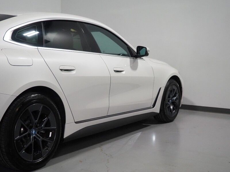 2024 BMW i4 eDrive35 Gran Coupe *DRIVING ASSIST PRO, HEADS-UP DISPLAY, NAVIGATION, CURVED DISPLAY, ADAPTIVE CRUISE, SAFETY ALERTS, 360 VIEW CAMERAS, MOONROOF, HEATED SEATS/STEERING, ICONIC SOUNDS, HARMAN/KARDON, WIRELESS CHARGING, ANDROID & APPLE Round Rock TX