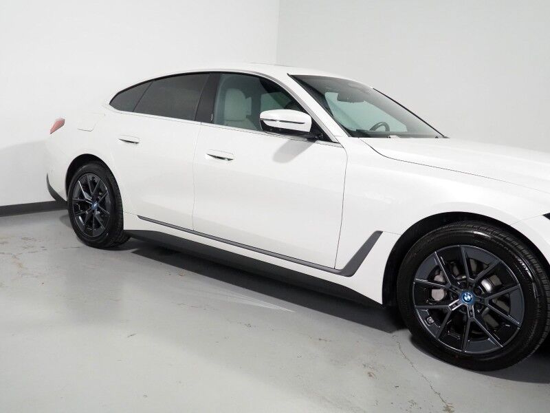 2024 BMW i4 eDrive35 Gran Coupe *DRIVING ASSIST PRO, HEADS-UP DISPLAY, NAVIGATION, CURVED DISPLAY, ADAPTIVE CRUISE, SAFETY ALERTS, 360 VIEW CAMERAS, MOONROOF, HEATED SEATS/STEERING, ICONIC SOUNDS, HARMAN/KARDON, WIRELESS CHARGING, ANDROID & APPLE Round Rock TX