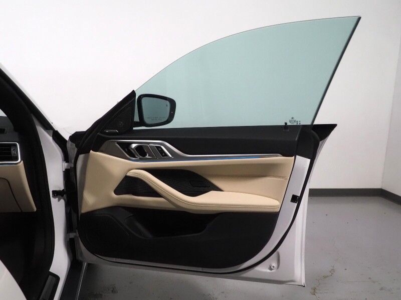 2024 BMW i4 eDrive35 Gran Coupe *DRIVING ASSIST PRO, HEADS-UP DISPLAY, NAVIGATION, CURVED DISPLAY, ADAPTIVE CRUISE, SAFETY ALERTS, 360 VIEW CAMERAS, MOONROOF, HEATED SEATS/STEERING, ICONIC SOUNDS, HARMAN/KARDON, WIRELESS CHARGING, ANDROID & APPLE Round Rock TX