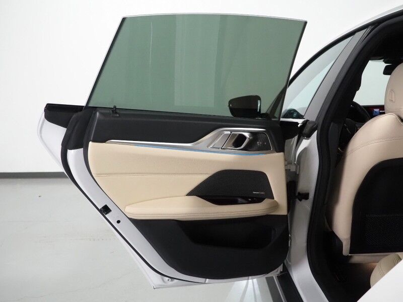 2024 BMW i4 eDrive35 Gran Coupe *DRIVING ASSIST PRO, HEADS-UP DISPLAY, NAVIGATION, CURVED DISPLAY, ADAPTIVE CRUISE, SAFETY ALERTS, 360 VIEW CAMERAS, MOONROOF, HEATED SEATS/STEERING, ICONIC SOUNDS, HARMAN/KARDON, WIRELESS CHARGING, ANDROID & APPLE Round Rock TX