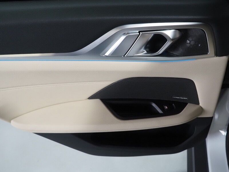 2024 BMW i4 eDrive35 Gran Coupe *DRIVING ASSIST PRO, HEADS-UP DISPLAY, NAVIGATION, CURVED DISPLAY, ADAPTIVE CRUISE, SAFETY ALERTS, 360 VIEW CAMERAS, MOONROOF, HEATED SEATS/STEERING, ICONIC SOUNDS, HARMAN/KARDON, WIRELESS CHARGING, ANDROID & APPLE Round Rock TX