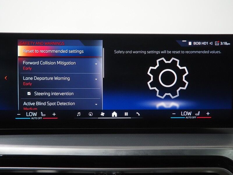 2024 BMW i4 eDrive35 Gran Coupe *DRIVING ASSIST PRO, HEADS-UP DISPLAY, NAVIGATION, CURVED DISPLAY, ADAPTIVE CRUISE, SAFETY ALERTS, 360 VIEW CAMERAS, MOONROOF, HEATED SEATS/STEERING, ICONIC SOUNDS, HARMAN/KARDON, WIRELESS CHARGING, ANDROID & APPLE Round Rock TX