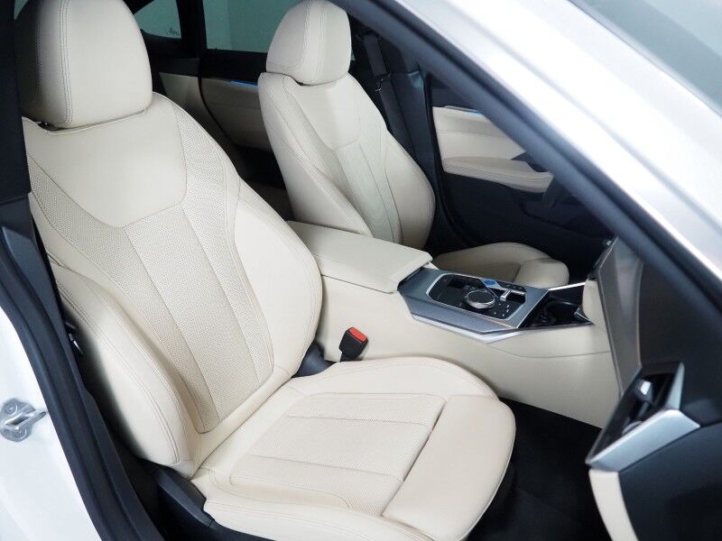 2024 BMW i4 eDrive35 Gran Coupe *DRIVING ASSIST PRO, HEADS-UP DISPLAY, NAVIGATION, CURVED DISPLAY, ADAPTIVE CRUISE, SAFETY ALERTS, 360 VIEW CAMERAS, MOONROOF, HEATED SEATS/STEERING, ICONIC SOUNDS, HARMAN/KARDON, WIRELESS CHARGING, ANDROID & APPLE Round Rock TX