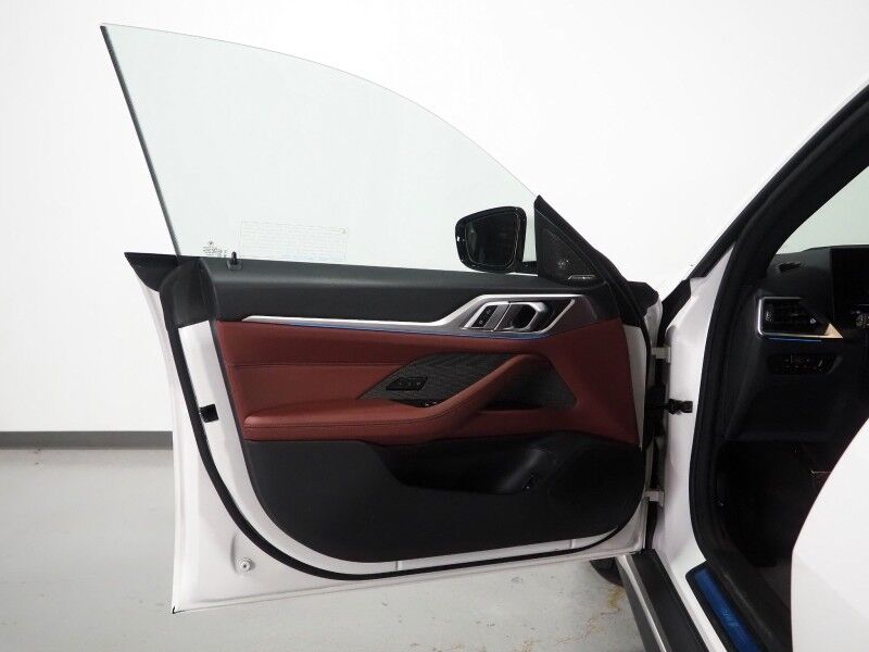 2024 BMW i4 eDrive35 Gran Coupe *HEADS-UP DISPLAY, NAVIGATION, CURVED DISPLAY, SAFETY ALERTS, 360 VIEW CAMERAS, MOONROOF, HEATED SEATS/STEERING, COMFORT ACCESS, ICONIC SOUNDS, HARMAN/KARDON, WIRELESS CHARGING, ANDROID & APPLE Round Rock TX