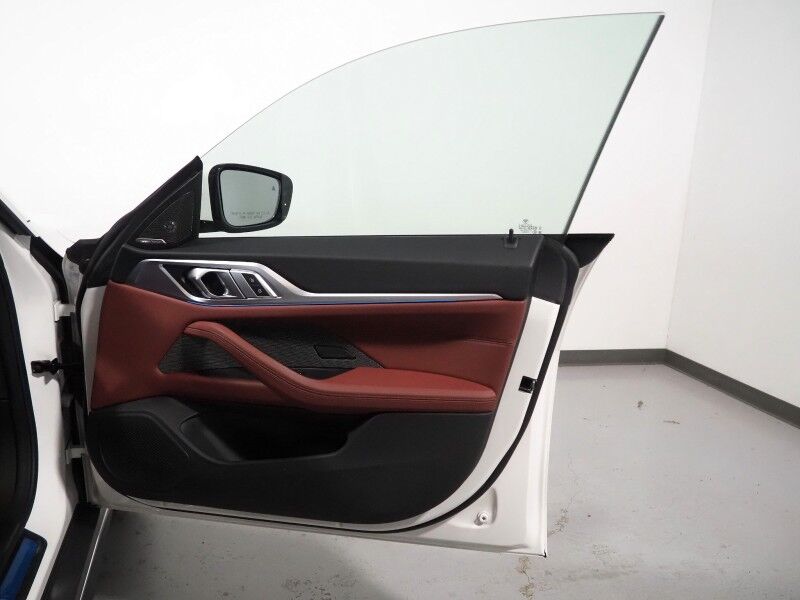 2024 BMW i4 eDrive35 Gran Coupe *HEADS-UP DISPLAY, NAVIGATION, CURVED DISPLAY, SAFETY ALERTS, 360 VIEW CAMERAS, MOONROOF, HEATED SEATS/STEERING, COMFORT ACCESS, ICONIC SOUNDS, HARMAN/KARDON, WIRELESS CHARGING, ANDROID & APPLE Round Rock TX