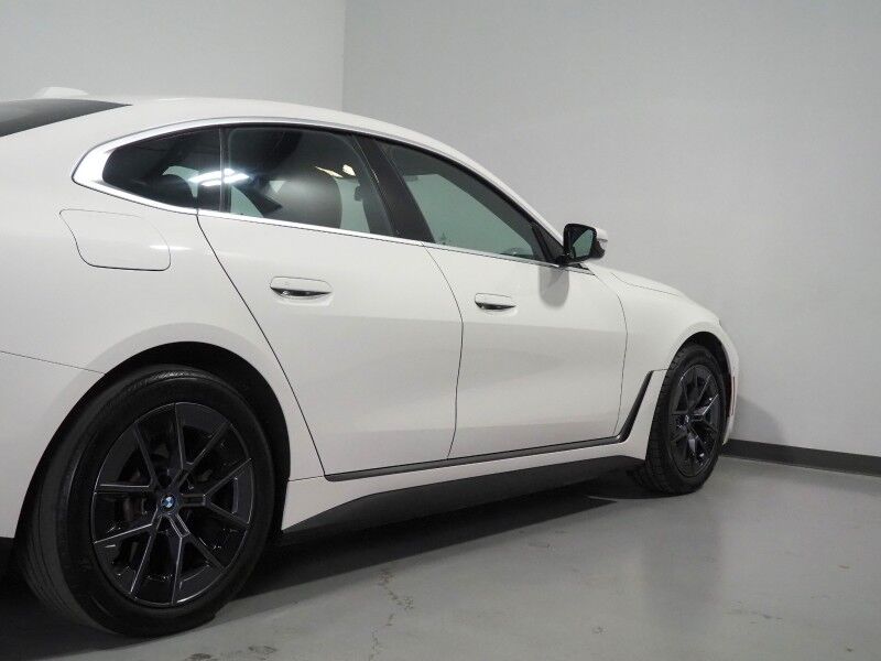 2024 BMW i4 eDrive35 Gran Coupe *HEADS-UP DISPLAY, NAVIGATION, CURVED DISPLAY, SAFETY ALERTS, 360 VIEW CAMERAS, MOONROOF, HEATED SEATS/STEERING, COMFORT ACCESS, ICONIC SOUNDS, HARMAN/KARDON, WIRELESS CHARGING, ANDROID & APPLE Round Rock TX