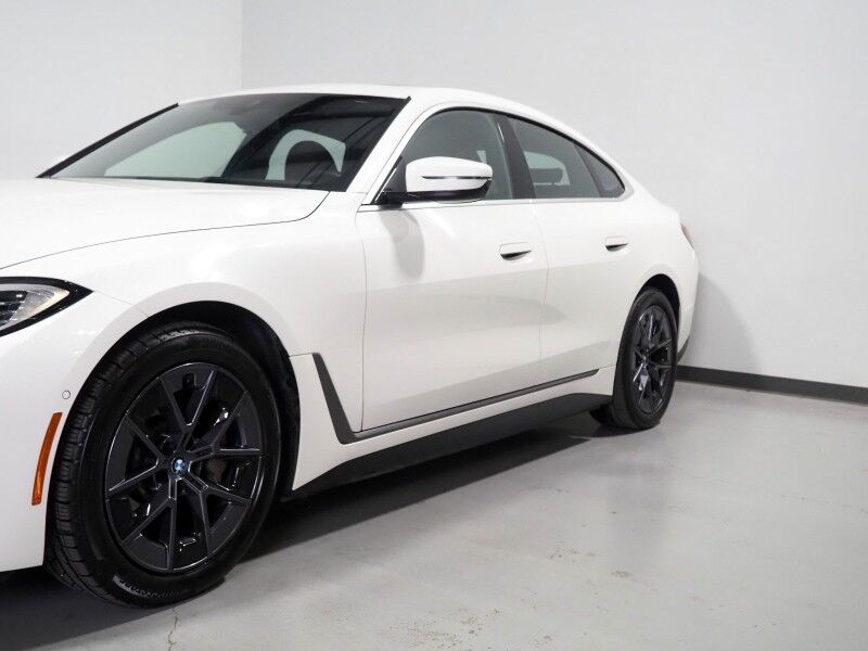 2024 BMW i4 eDrive35 Gran Coupe *HEADS-UP DISPLAY, NAVIGATION, CURVED DISPLAY, SAFETY ALERTS, 360 VIEW CAMERAS, MOONROOF, HEATED SEATS/STEERING, COMFORT ACCESS, ICONIC SOUNDS, HARMAN/KARDON, WIRELESS CHARGING, ANDROID & APPLE Round Rock TX