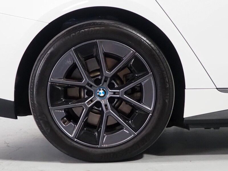 2024 BMW i4 eDrive35 Gran Coupe *HEADS-UP DISPLAY, NAVIGATION, CURVED DISPLAY, SAFETY ALERTS, 360 VIEW CAMERAS, MOONROOF, HEATED SEATS/STEERING, COMFORT ACCESS, ICONIC SOUNDS, HARMAN/KARDON, WIRELESS CHARGING, ANDROID & APPLE Round Rock TX