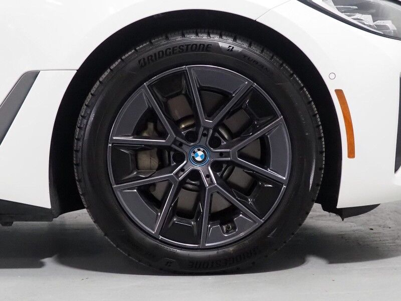 2024 BMW i4 eDrive35 Gran Coupe *HEADS-UP DISPLAY, NAVIGATION, CURVED DISPLAY, SAFETY ALERTS, 360 VIEW CAMERAS, MOONROOF, HEATED SEATS/STEERING, COMFORT ACCESS, ICONIC SOUNDS, HARMAN/KARDON, WIRELESS CHARGING, ANDROID & APPLE Round Rock TX