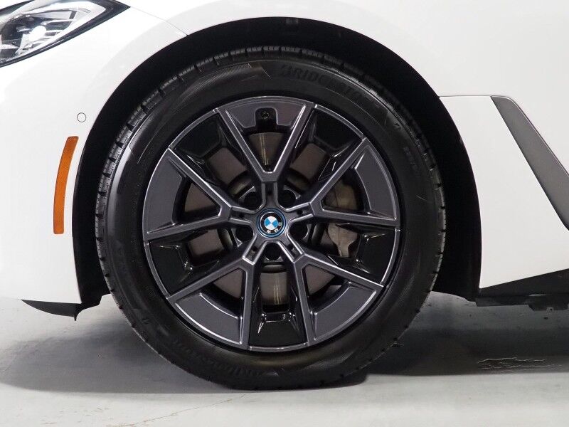 2024 BMW i4 eDrive35 Gran Coupe *HEADS-UP DISPLAY, NAVIGATION, CURVED DISPLAY, SAFETY ALERTS, 360 VIEW CAMERAS, MOONROOF, HEATED SEATS/STEERING, COMFORT ACCESS, ICONIC SOUNDS, HARMAN/KARDON, WIRELESS CHARGING, ANDROID & APPLE Round Rock TX