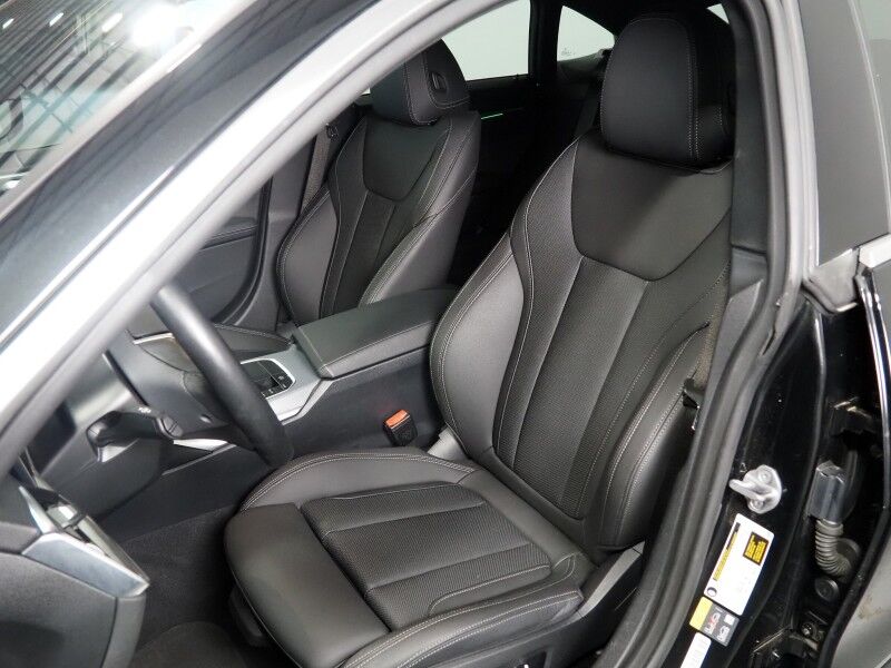 2024 BMW i4 eDrive35 Gran Coupe *HEADS-UP DISPLAY, NAVIGATION, CURVED DISPLAY, SAFETY ALERTS, 360 VIEW CAMERAS, MOONROOF, HEATED SEATS/STEERING, ICONIC SOUNDS, HARMAN/KARDON, WIRELESS CHARGING, ANDROID & APPLE Round Rock TX