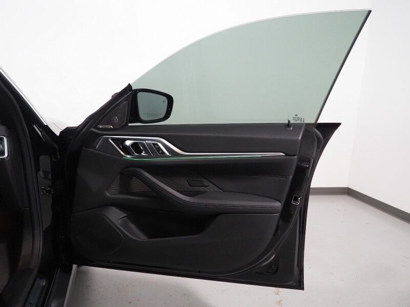 2024 BMW i4 eDrive35 Gran Coupe *HEADS-UP DISPLAY, NAVIGATION, CURVED DISPLAY, SAFETY ALERTS, 360 VIEW CAMERAS, MOONROOF, HEATED SEATS/STEERING, ICONIC SOUNDS, HARMAN/KARDON, WIRELESS CHARGING, ANDROID & APPLE Round Rock TX