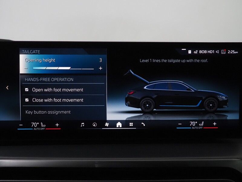 2024 BMW i4 eDrive35 Gran Coupe *HEADS-UP DISPLAY, NAVIGATION, CURVED DISPLAY, SAFETY ALERTS, 360 VIEW CAMERAS, MOONROOF, HEATED SEATS/STEERING, ICONIC SOUNDS, HARMAN/KARDON, WIRELESS CHARGING, ANDROID & APPLE Round Rock TX