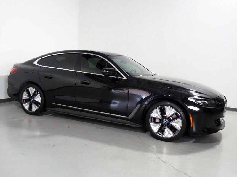 2024 BMW i4 eDrive35 Gran Coupe *HEADS-UP DISPLAY, NAVIGATION, CURVED DISPLAY, SAFETY ALERTS, 360 VIEW CAMERAS, MOONROOF, HEATED SEATS/STEERING, ICONIC SOUNDS, HARMAN/KARDON, WIRELESS CHARGING, ANDROID & APPLE
