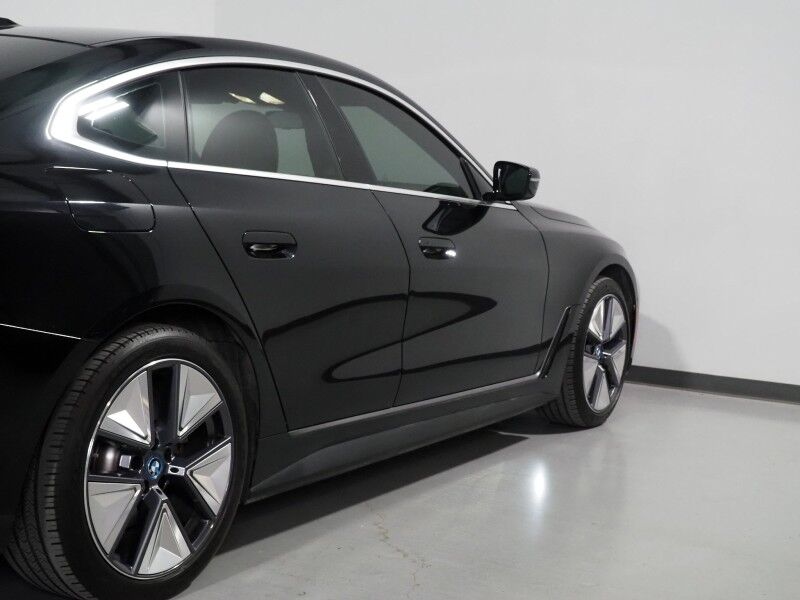 2024 BMW i4 eDrive35 Gran Coupe *HEADS-UP DISPLAY, NAVIGATION, CURVED DISPLAY, SAFETY ALERTS, 360 VIEW CAMERAS, MOONROOF, HEATED SEATS/STEERING, ICONIC SOUNDS, HARMAN/KARDON, WIRELESS CHARGING, ANDROID & APPLE Round Rock TX