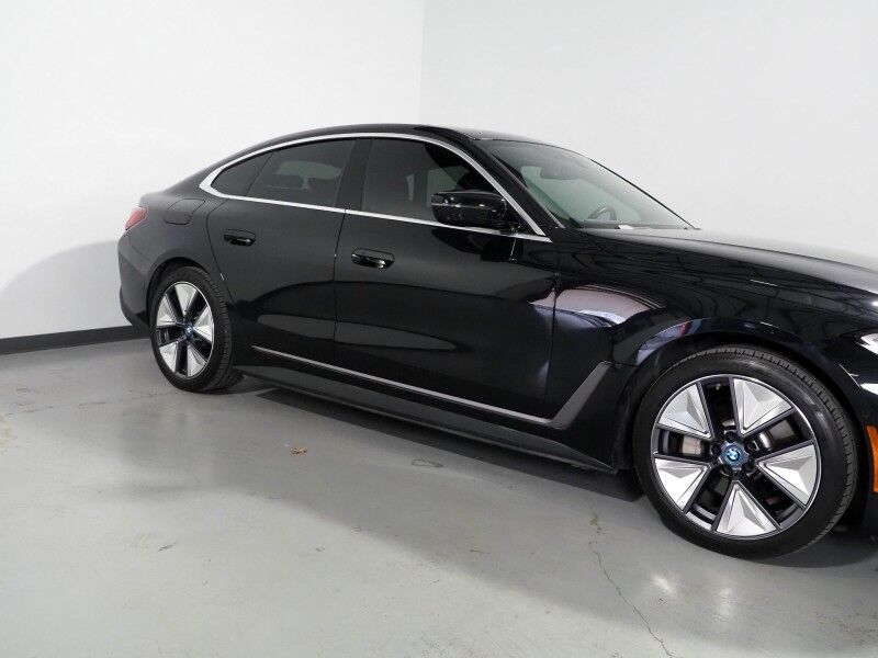 2024 BMW i4 eDrive35 Gran Coupe *HEADS-UP DISPLAY, NAVIGATION, CURVED DISPLAY, SAFETY ALERTS, 360 VIEW CAMERAS, MOONROOF, HEATED SEATS/STEERING, ICONIC SOUNDS, HARMAN/KARDON, WIRELESS CHARGING, ANDROID & APPLE Round Rock TX